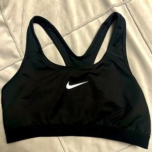 Nike Women’s Sports Bra (L)